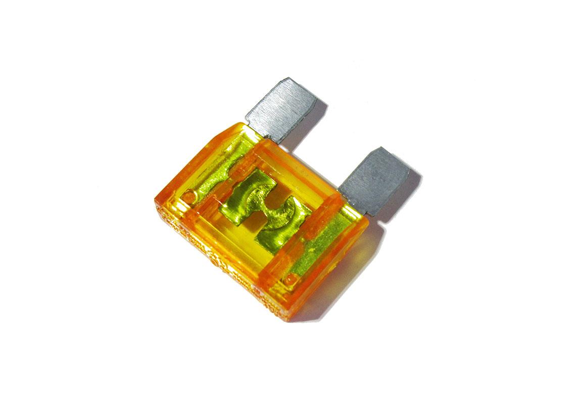 1 FUSIBLE ROUGE CLAIR LAMELLAIRE MAXI ENFICHALE 40 A